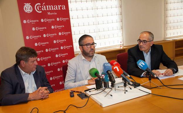 Los empresarios hablan de «incertidumbre y desaceleración» para 2019