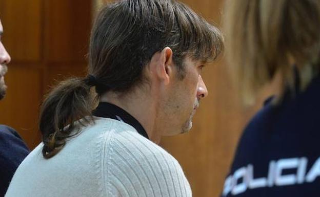 Acepta 9 años de cárcel tras reconocer que tiró al vacío a su exnovia en Molina