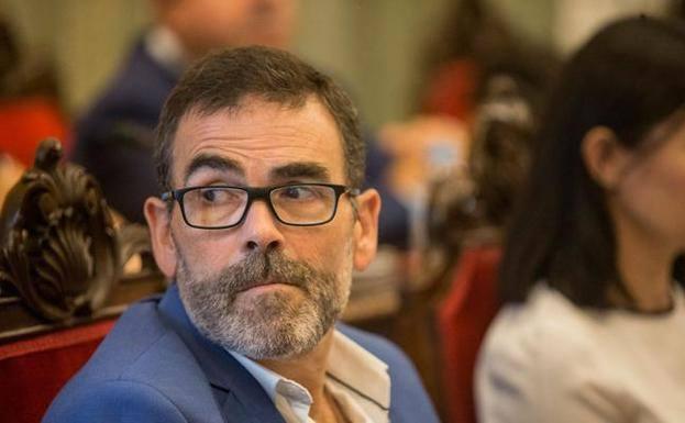 El PSOE alega una «colisión» entre el sueldo de López como alcalde de Cartagena y su actividad privada