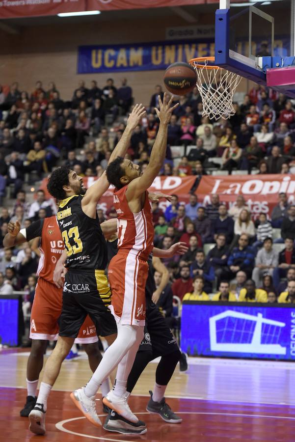 El UCAM no puede con el Iberostar en los minutos extra