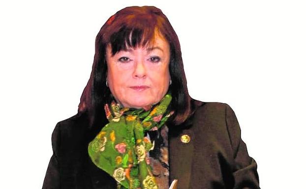 «He escrito prosa y poesía, pero me siento más cómoda en el teatro»