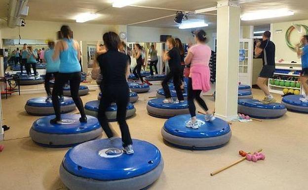 Por qué deberías intentar pesar lo mismo que cuando tenías 20 años