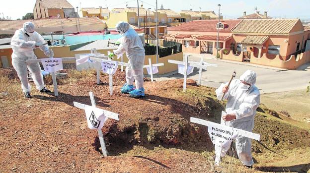 Inquietud en Llano del Beal por la contaminación por plomo de cuatro adultos y tres niños