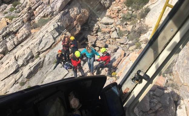 Rescatados dos senderistas en la Sierra de la Muela tras pasar la noche al raso