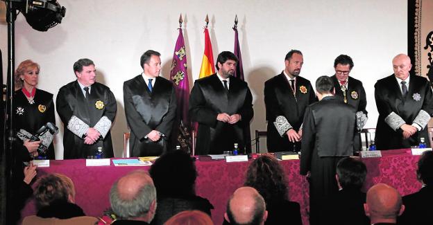 Distinciones entre los abogados