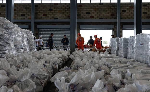 La ayuda humanitaria de EE UU llega a la frontera de Colombia con Venezuela