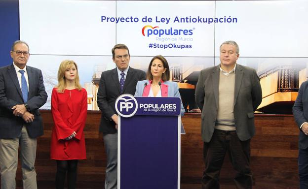 El PP defiende que los bancos también puedan beneficiarse de los desahucios exprés de 'okupas'