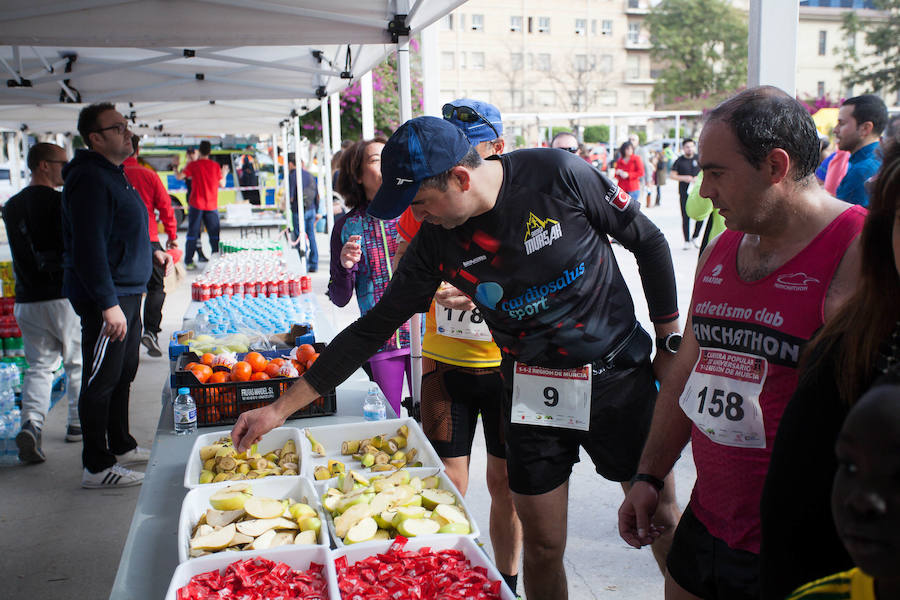 Ginés Valera y Cristina Parra vencen en la carrera por el 20 aniversario del 112