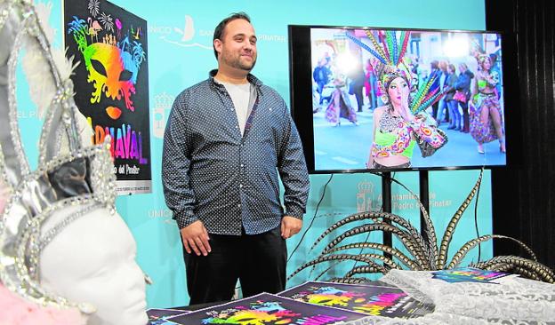 Más de 40 comparsas desfilarán en Carnaval