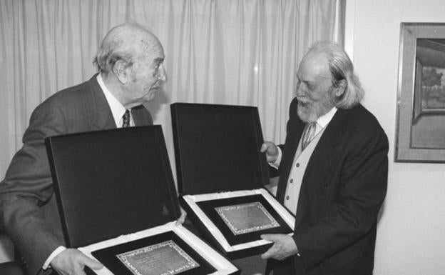 La narrativa española de su tiempo