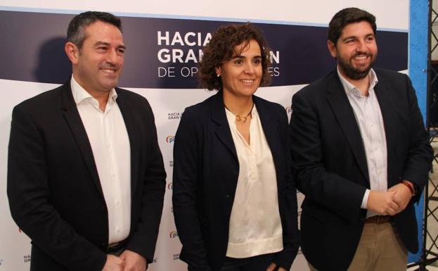 López Miras incluye en sus promesas electorales un «cheque guardería»