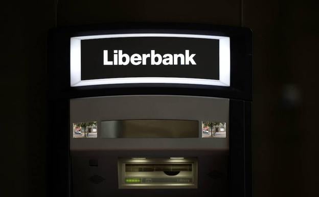 Abanca comunica a Liberbank que quiere lanzarle una OPA