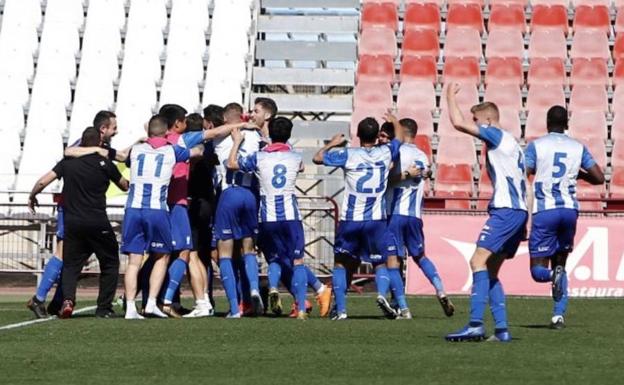 Bouba da una alegría al Jumilla en el minuto 92