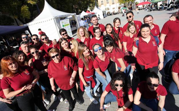 Paellas y fiesta en el Medio Año Festero de Moros y Cristianos