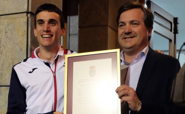 Fuente Álamo se vuelca con el casi medallista Mariano García