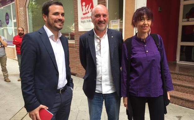 Garzón dice que será Podemos el que tenga que «dar explicaciones» por rechazar la confluencia en la Región