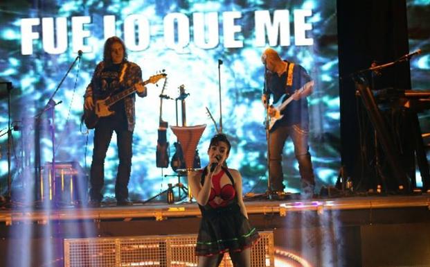 Lo que opinen los demás está de más