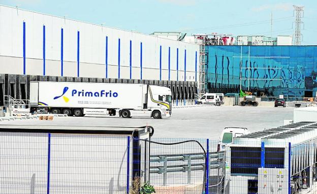 Importadores ingleses piden aduanas propias para no bloquear el mercado