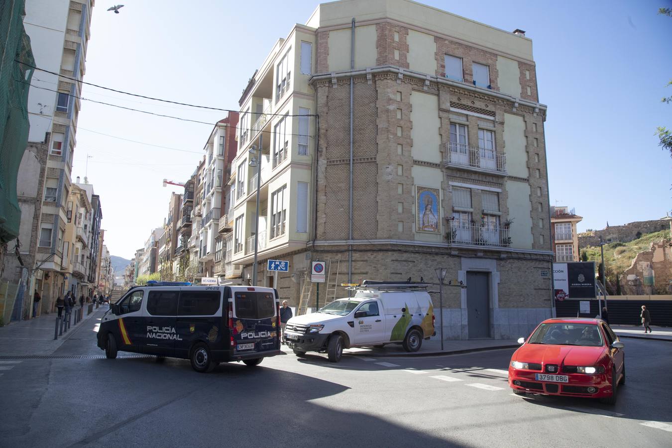 Un juzgado ultima el desalojo de decenas de okupas en las calles San Vicente y Serreta