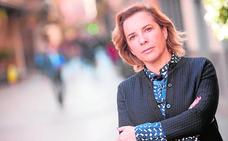 Adela Martínez-Cachá: «Un periódico es un ejemplo perfecto del fruto del trabajo en equipo»