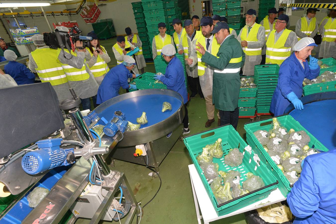 López Miras visita la cooperativa Sacoje en La Hoya