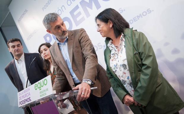 Podemos presenta su alianza con Equo sin dar perdida su coalición con IU