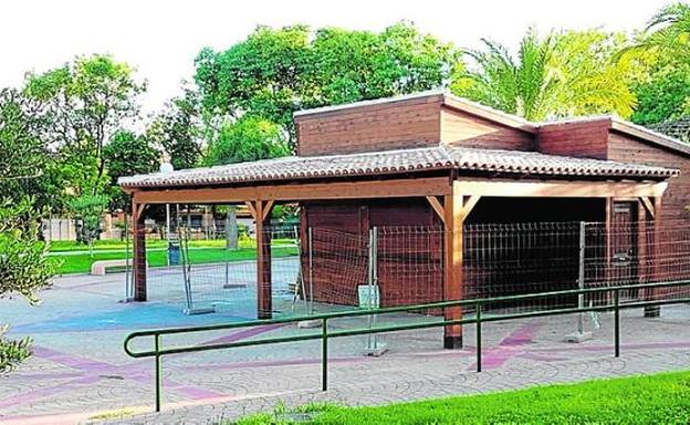 El quiosco del jardín de la Aviación solo cerrará en Navidad y Año Nuevo