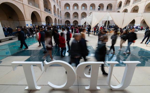 Más de 800 personas participan en la Jornada de Puertas Abiertas de la UPCT