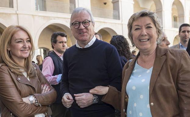 El PP 'jubila' a Valcárcel y lo aparta de Bruselas