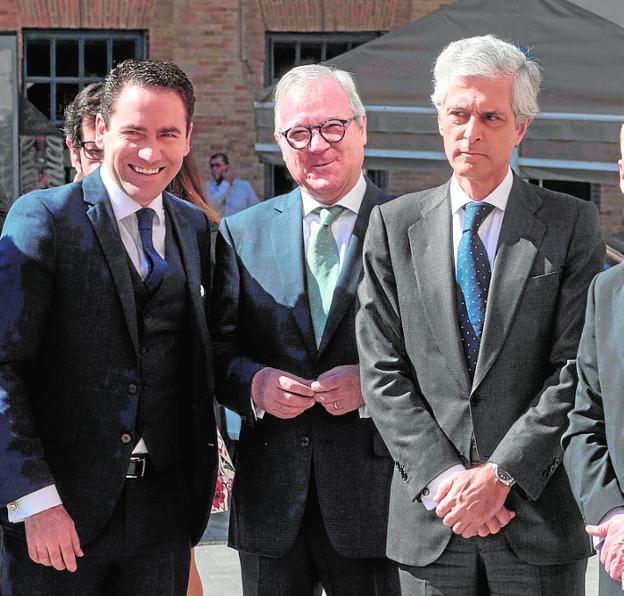 Valcárcel dice que apoyará «a muerte» a Casado tras quedar fuera de Bruselas