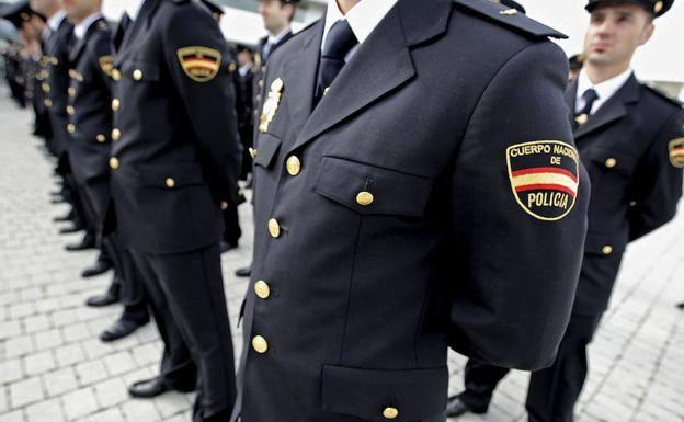 Oposiciones a Policía Nacional: Qué hacer, qué hay que estudiar, requisitos y condiciones para conseguir una de las 2.600 plazas