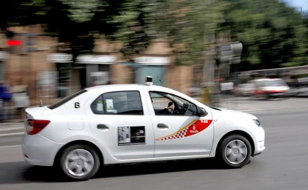 Los taxistas recurren a una herramienta tecnológica para hacer frente a Cabify