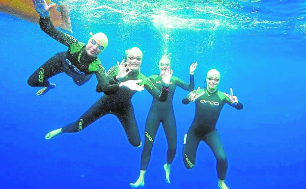 Brazadas contra la basura marina