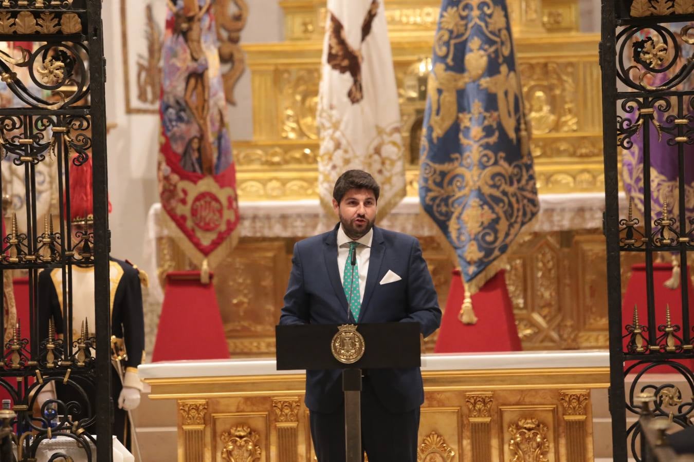 López Miras resalta la «arrebatadora locura» de la Semana Santa lorquina