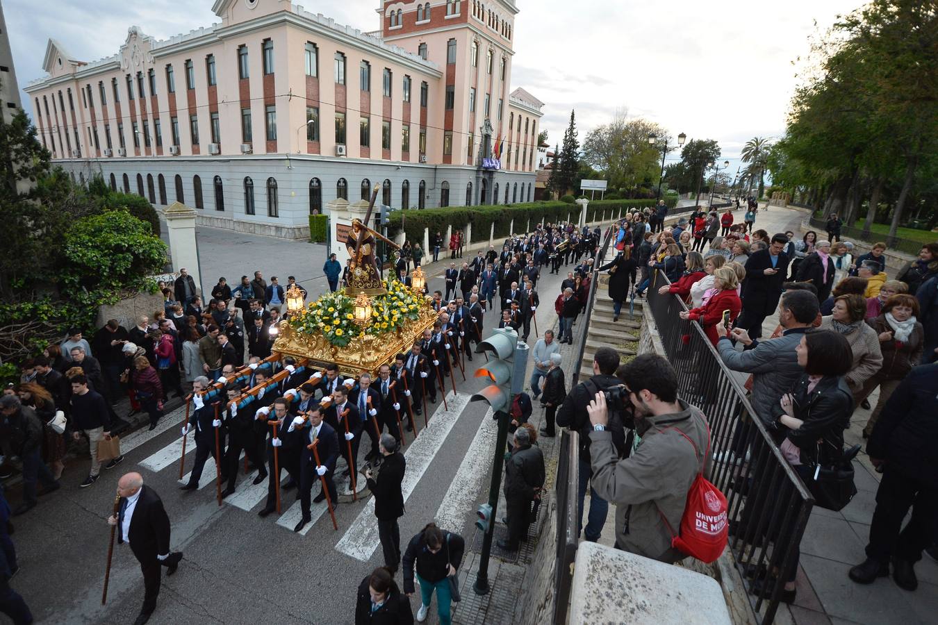 Jesús del Gran Poder llega a San Nicolás sin los toreros