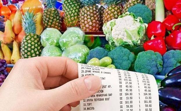 Por qué deberías pedir que no te den el tique de la compra