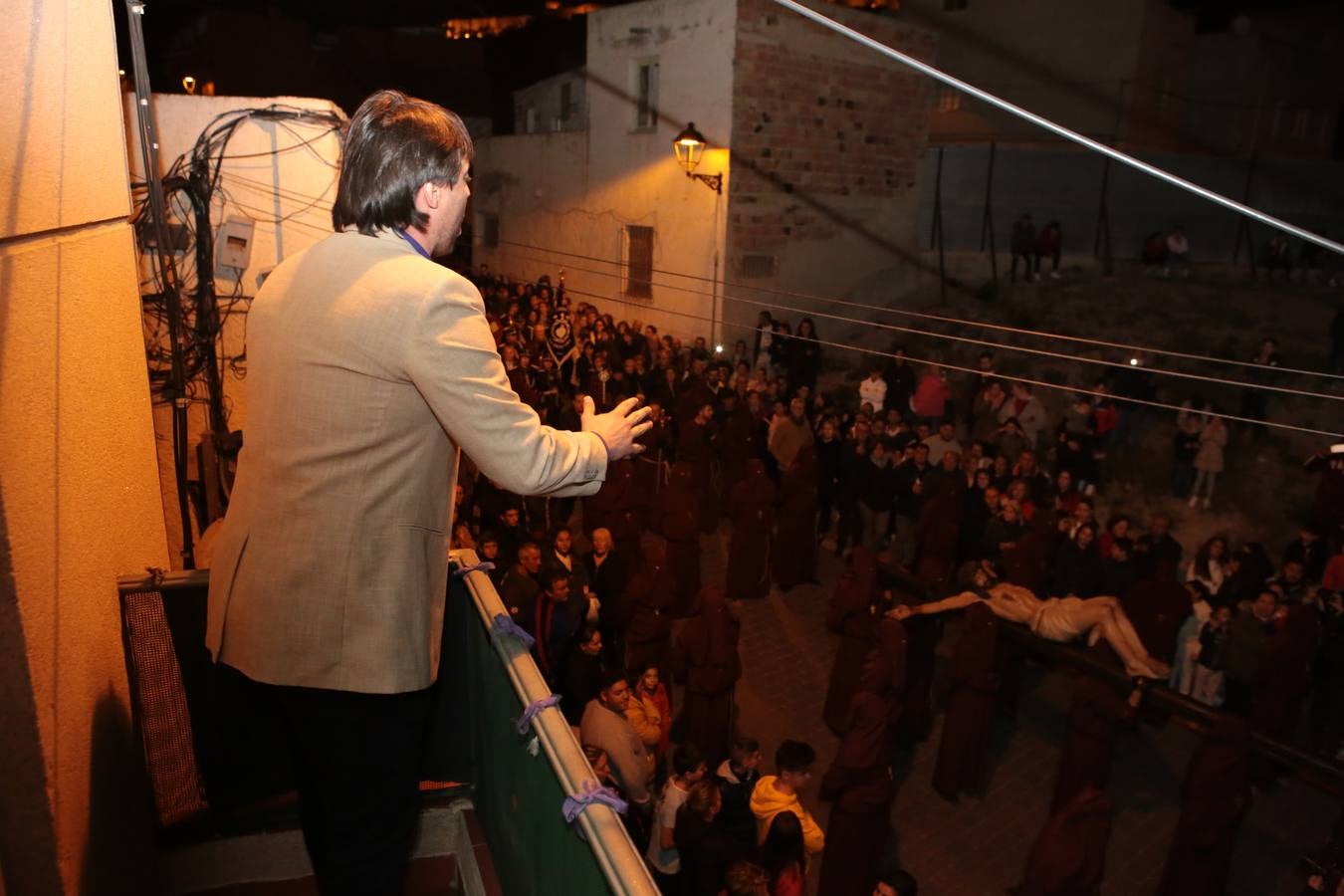 Afligido canto al Crucificado en Lorca