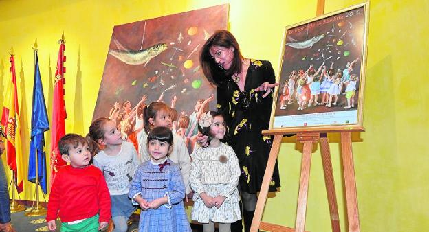 UNA PIÑATA CON REGALOS