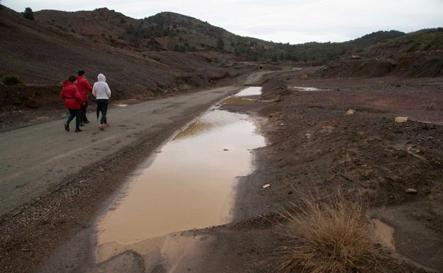 Denuncian arrastres mineros y fecales hacia varios pueblos y el Mar Menor
