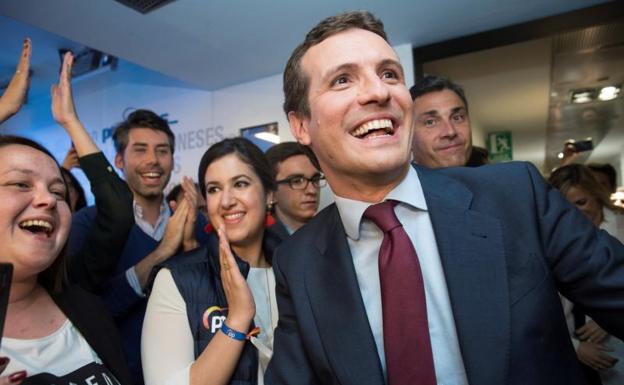 Casado se sirve de los debates para trasladar una imagen de remontada