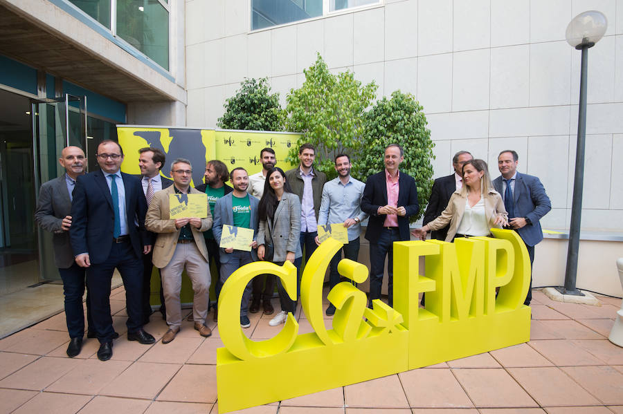 Una app gastronómica, un simulador de costes y un sistema de métrica deportiva, premios Info