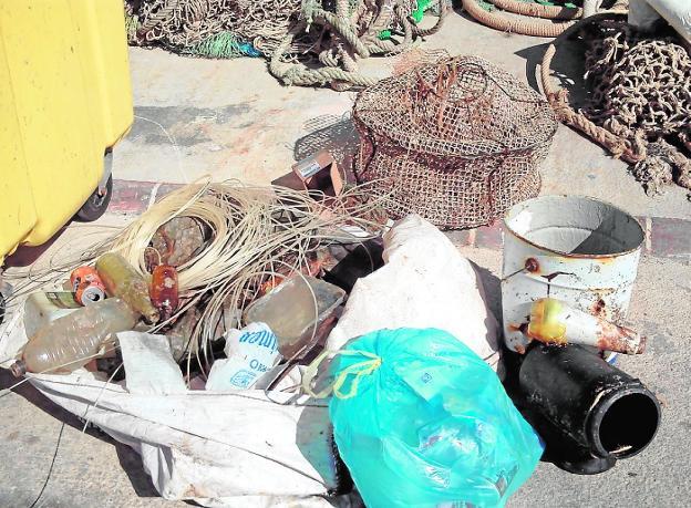 El plástico se adueña del fondo marino