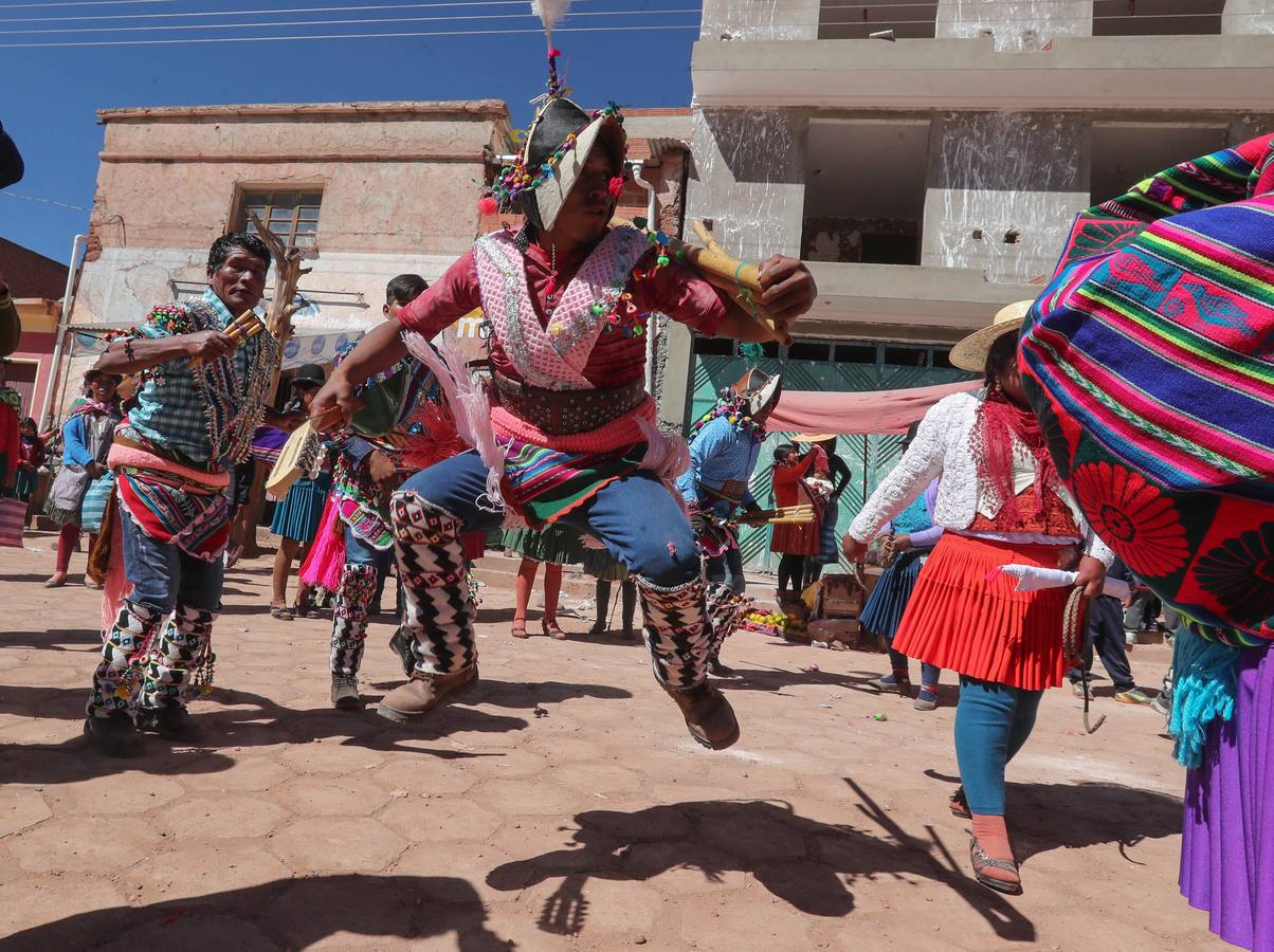 La Cruz y la Pachamama