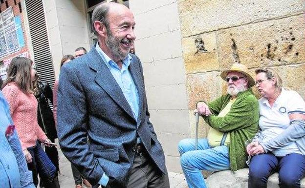 Rubalcaba visitó la Región por última vez en 2015, con motivo de las elecciones generales