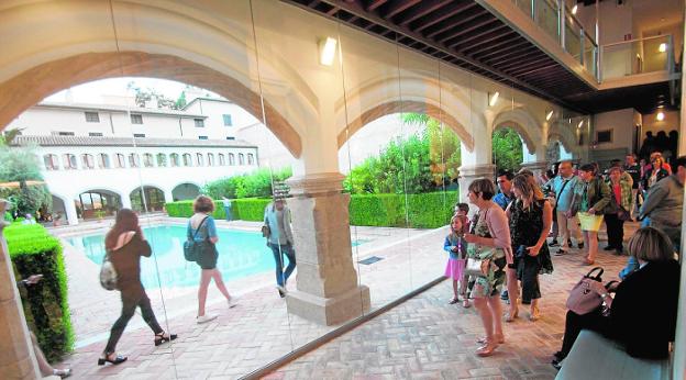 Día y noche en los museos