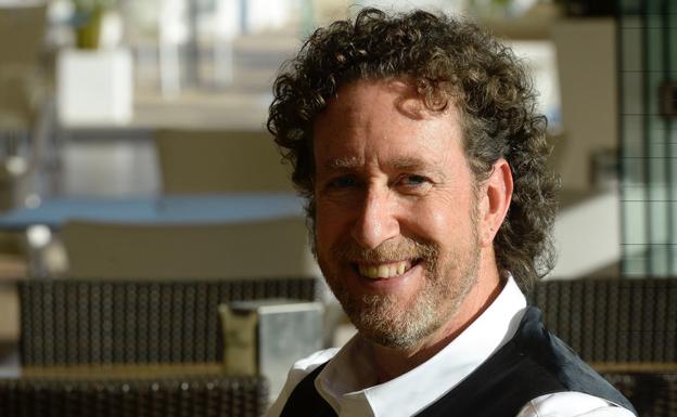 Jerónimo Tristante: «Los políticos mienten constantemente»