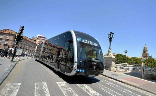 El PSOE lleva al PP ante la Junta Electoral por la financiación de proyectos como el Tranvibús