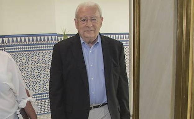 El presidente del Consejo de Transparencia pide a la Fiscalía que investigue la violación de su correspondencia