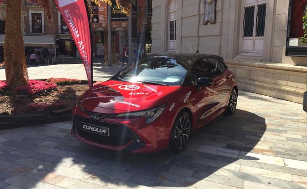 Toyota Murcia coopera en la lucha contra el cáncer infantil