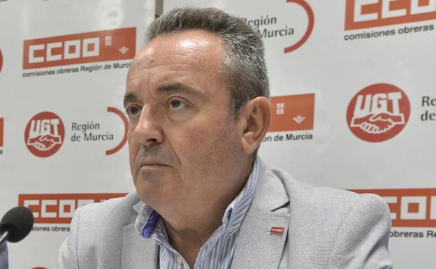 CC OO ve «difícil» un gobierno de centro-izquierda en la Región